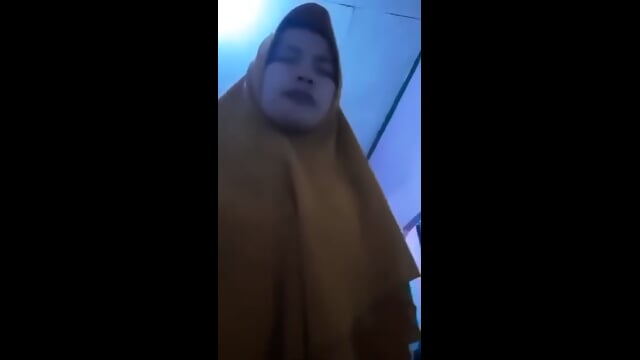 Keluarga Harmonis Saling Berbagi
